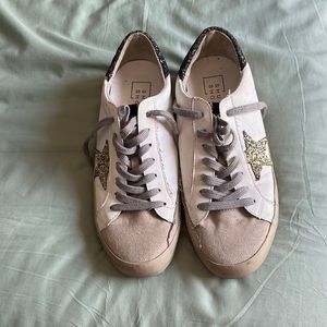 Shu Shop gold star low top sneakers, Size 8